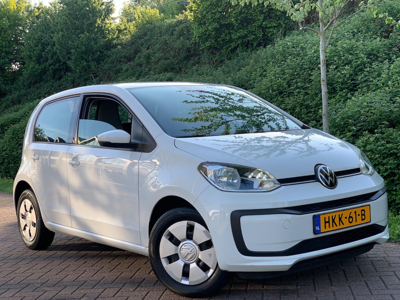 Volkswagen Up! - 1.0 BMT move up! 5 DEURS CAM LINE ASSIST PDC 2020 ! - AutoWereld.nl