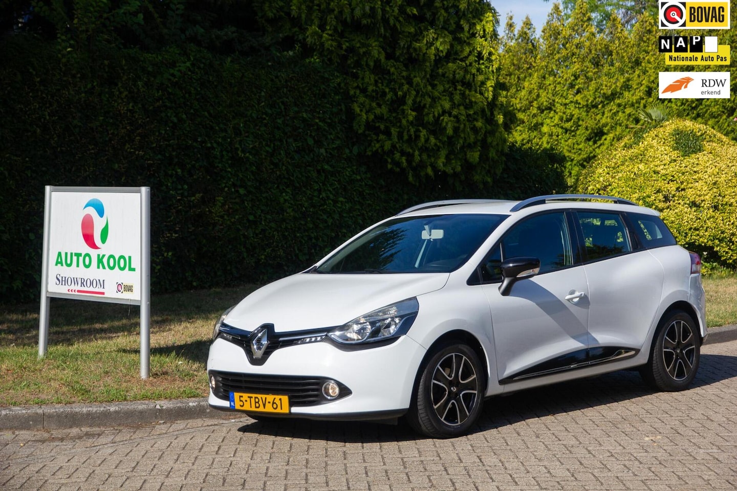 Renault Clio Estate - 0.9 TCe Night&Day Navi/Airco - AutoWereld.nl