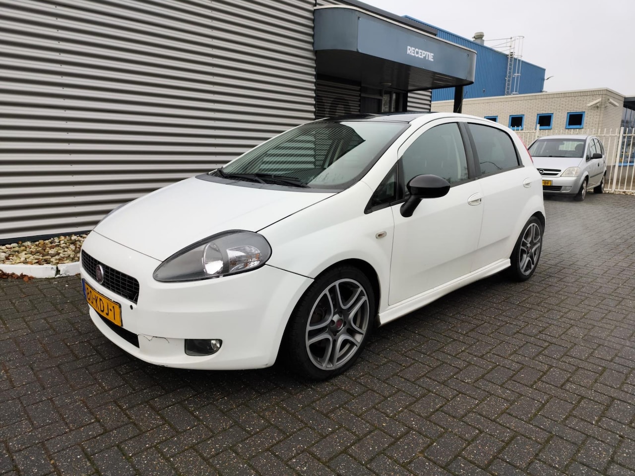 Fiat Grande Punto - 1.4-16V Sport 1.4-16V Sport - AutoWereld.nl