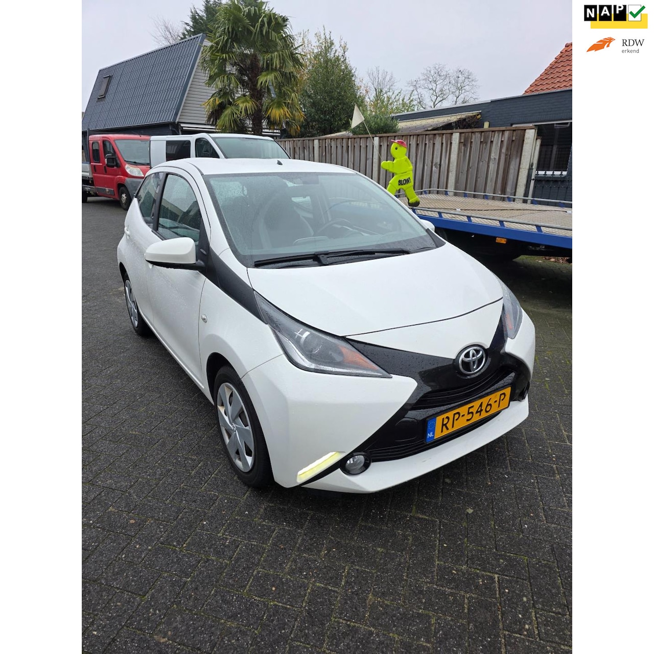 Toyota Aygo - 1.0 VVT-i x-play 1.0 VVT-i x-play - AutoWereld.nl