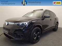 Volkswagen Tiguan - 1.5 eHybrid 272pk DSG/AUT R-Line Wegklapbare trekhaak, Panoramadak, Harman/Kardon, Leder