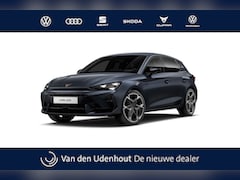CUPRA Leon - 1.5 TSI e-Hybrid 272 6DSG VZ Performance | Achteruitrijcamera | Digitaal instrumentenpanee