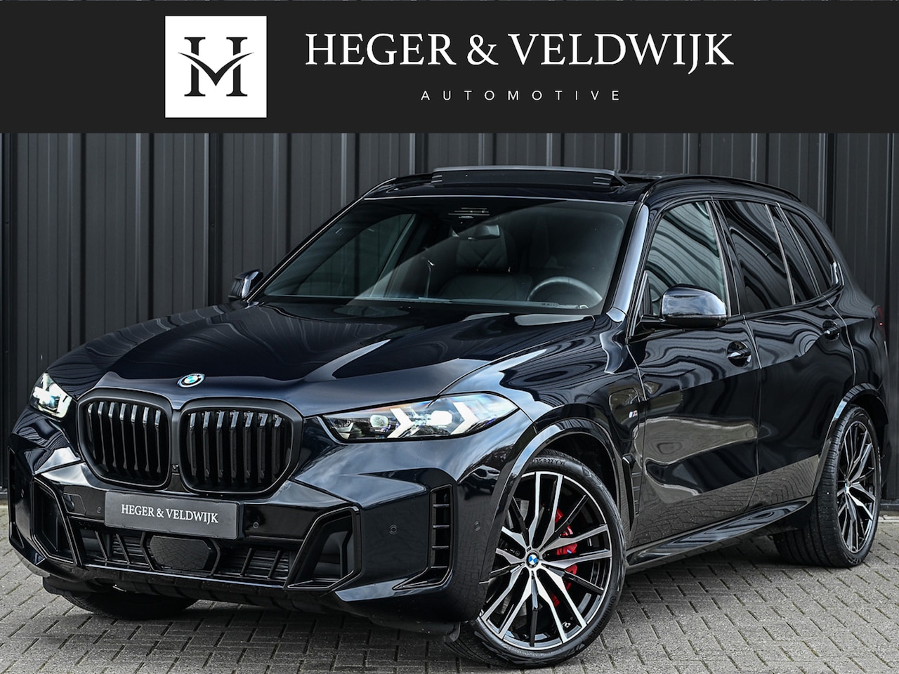 BMW X5 - XDRIVE 50e | M-SPORT PRO | PANORAMADAK | AMBIANCE INTEIRUER | ACTIVE CRUISE | ICONIC GLOW - AutoWereld.nl