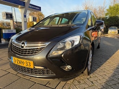 Opel Zafira Tourer - 1.4 Cosmo / Parkeersensoren / Camera / Bluetooth / Airco / CruiseControl