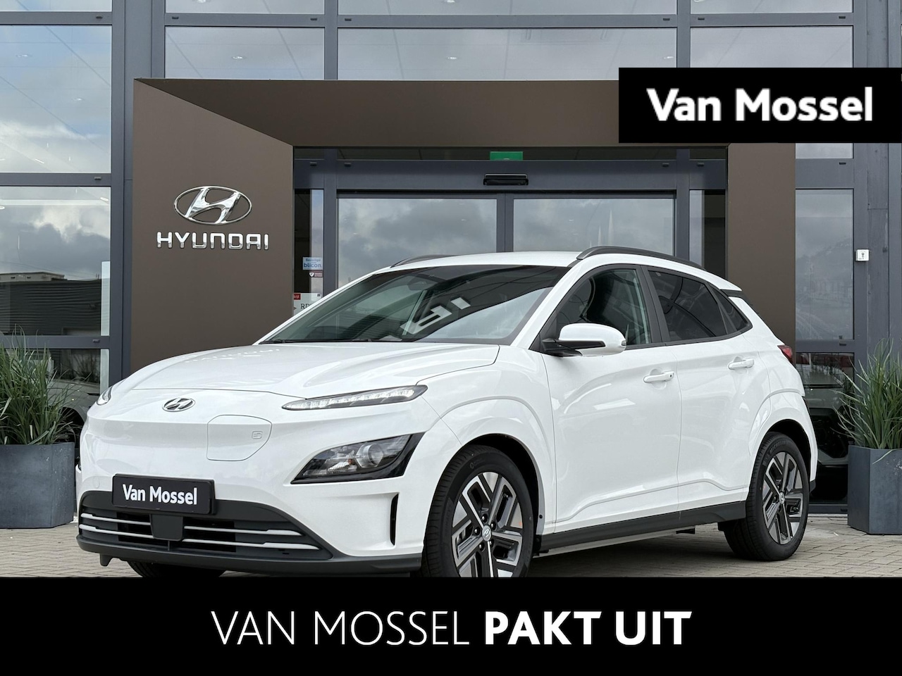 Hyundai Kona Electric - EV Fashion 64 kWh | Navigatie | Cruise control| Achteruitrijcamera| Parkeersensoren achter - AutoWereld.nl