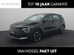 Kia Niro EV - Light Edition 64.8 kWh | Navigatie | Climate Control | Lm velgen | Parkeersensoren | Camer