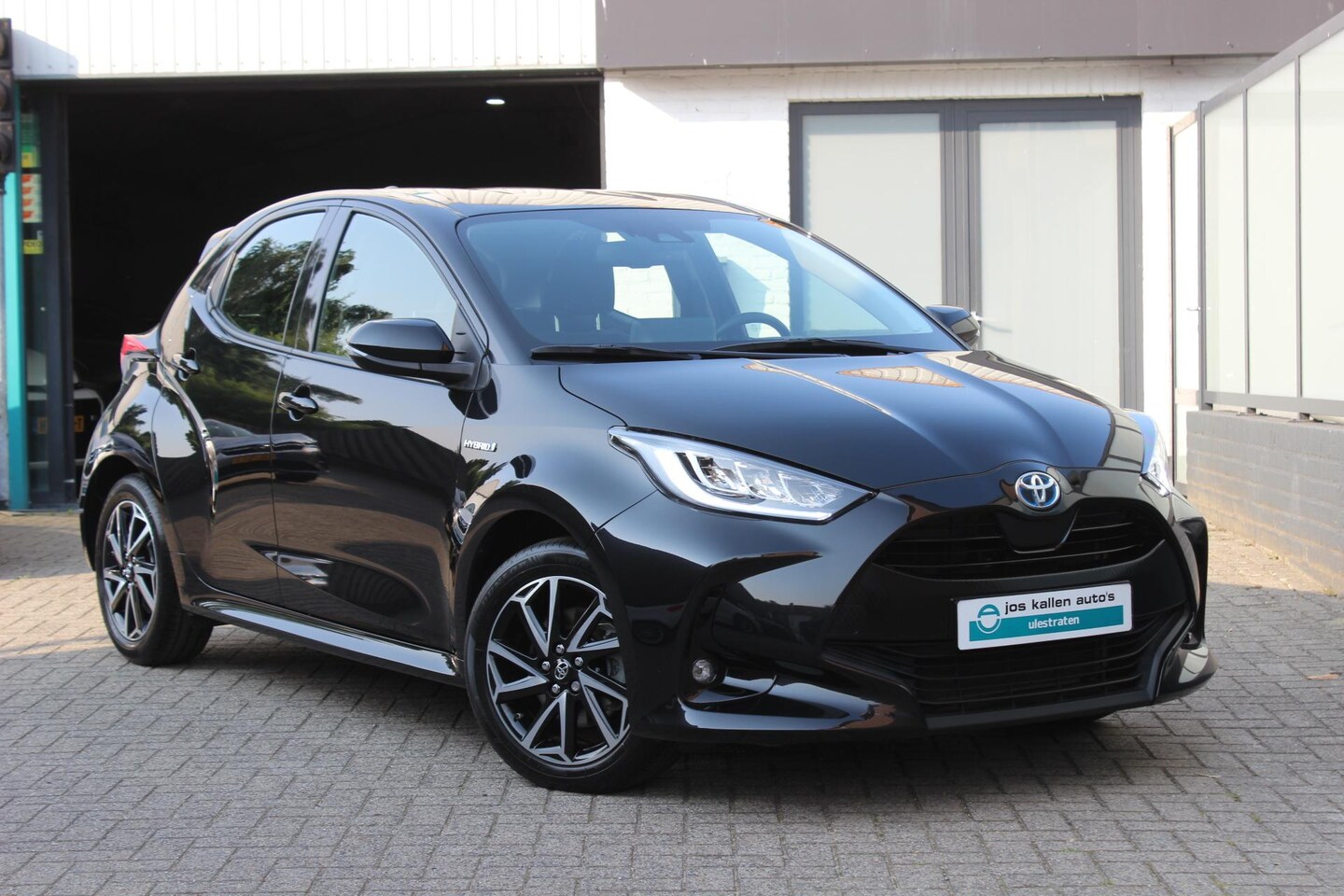 Toyota Yaris - 1.5 Hybrid Dynamic Camera, Carplay, Privacy Glass, Stoel/Stuurverwarming - AutoWereld.nl