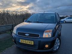 Ford Fusion - 1.6-16V Futura