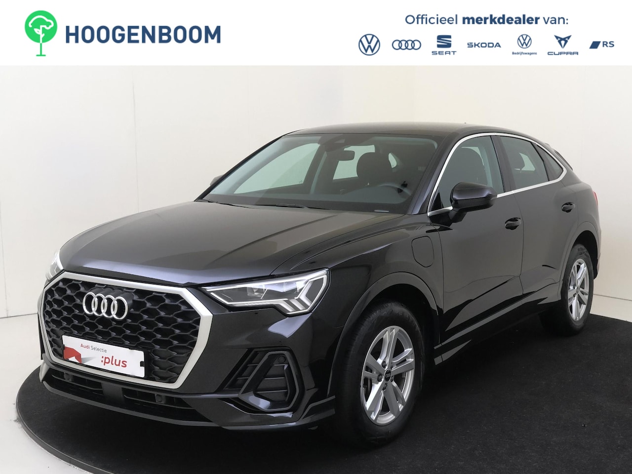 Audi Q3 Sportback - 45 TFSI e Business Edition | CarPlay | Adaptieve cruise control | Elektrische achterklep | - AutoWereld.nl