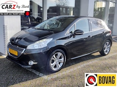 Peugeot 208 - 1.4 VTi ALLURE Navi | Clima | Trekhaak | Parkeersensoren