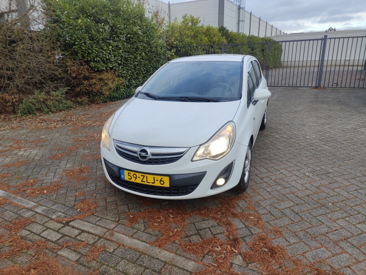 Opel Corsa - 1.3 CDTi EF.S AnnEd. bj 2012 Navigatiesysteem - AutoWereld.nl