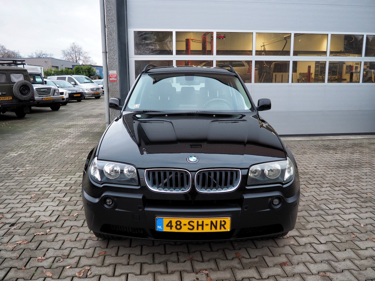 BMW X3 - 2.0i Introduction CLIMA CRUISE PARKEER S. NAVI