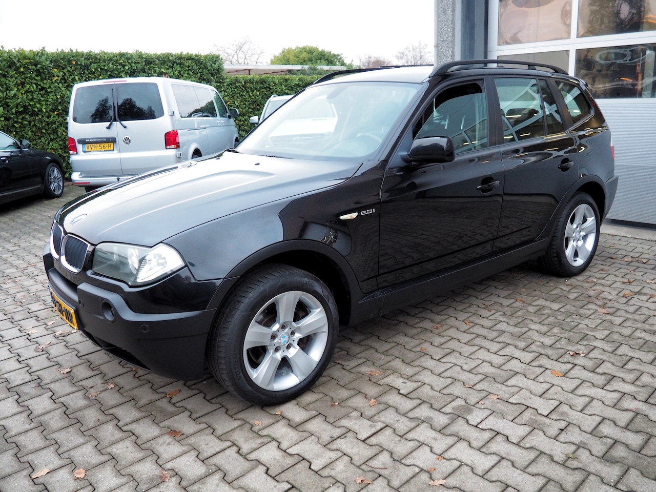 BMW X3 - 2.0i Introduction CLIMA CRUISE PARKEER S. NAVI