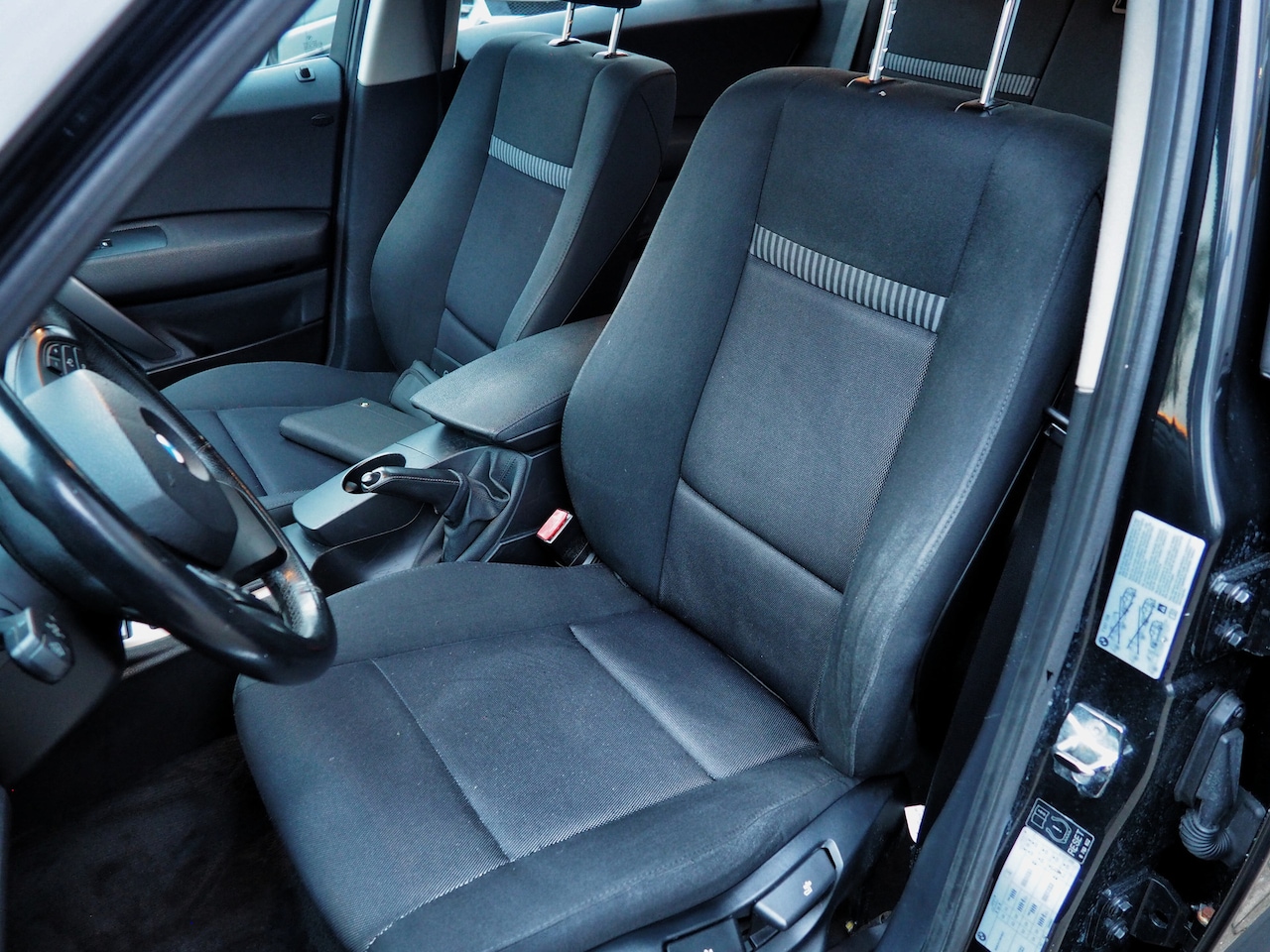 BMW X3 - 2.0i Introduction CLIMA CRUISE PARKEER S. NAVI