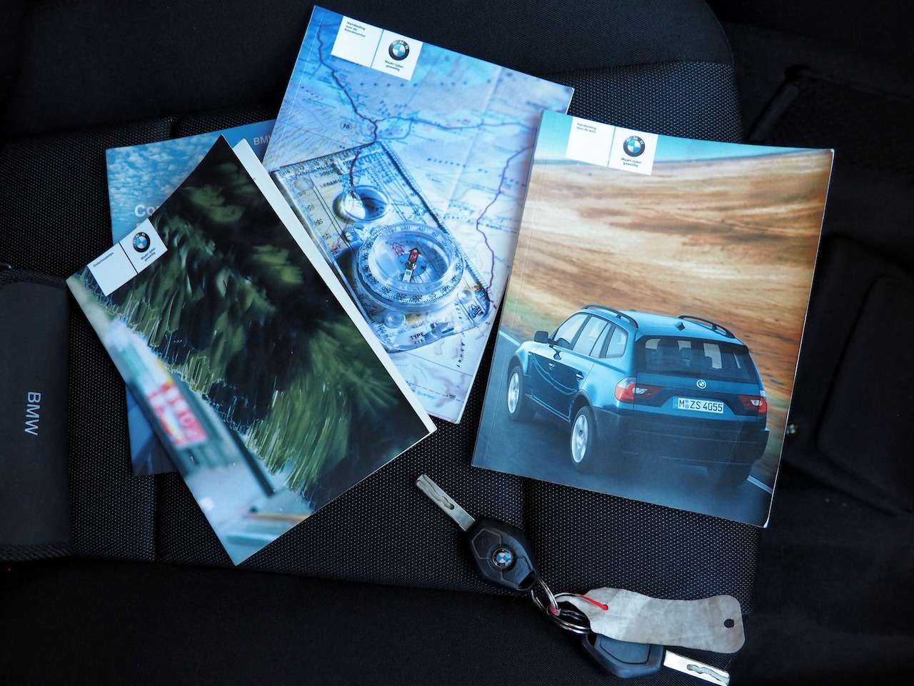 BMW X3 - 2.0i Introduction CLIMA CRUISE PARKEER S. NAVI