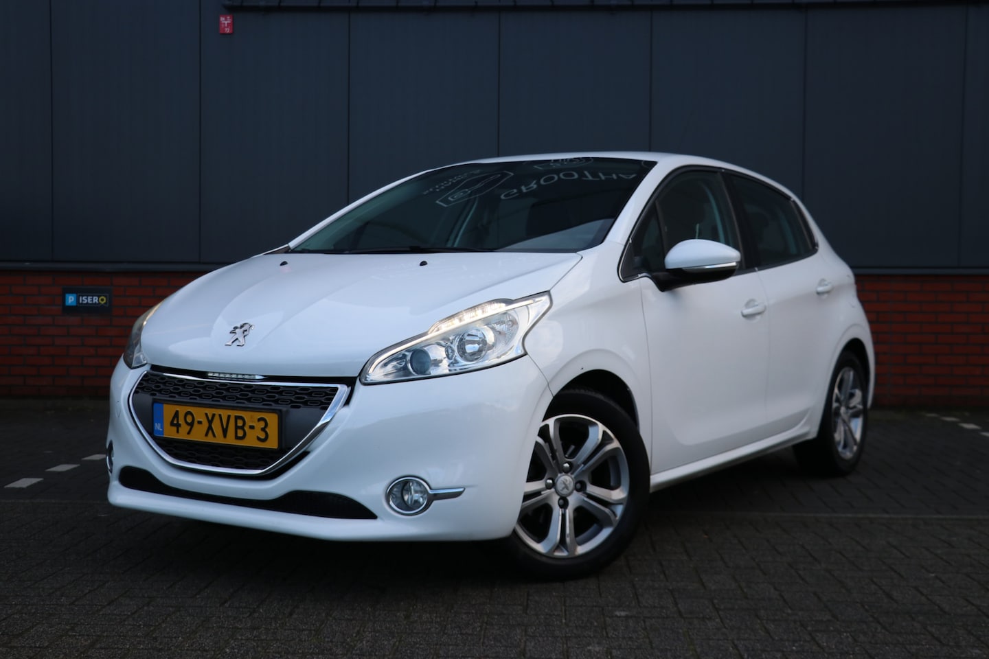 Peugeot 208 - 1.2 Vti Allure 1.2 VTi Allure - AutoWereld.nl