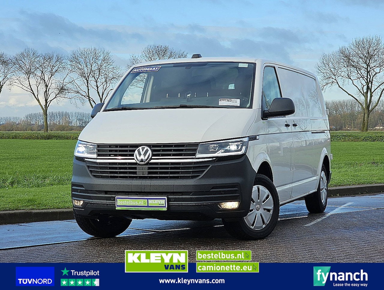Volkswagen Transporter - 2.0 TDI L2H1 LED Navi! - AutoWereld.nl