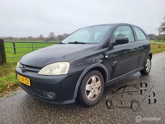 Opel Corsa - 1.2-16V Elegance INRUILKOOPJE Airco Carplay