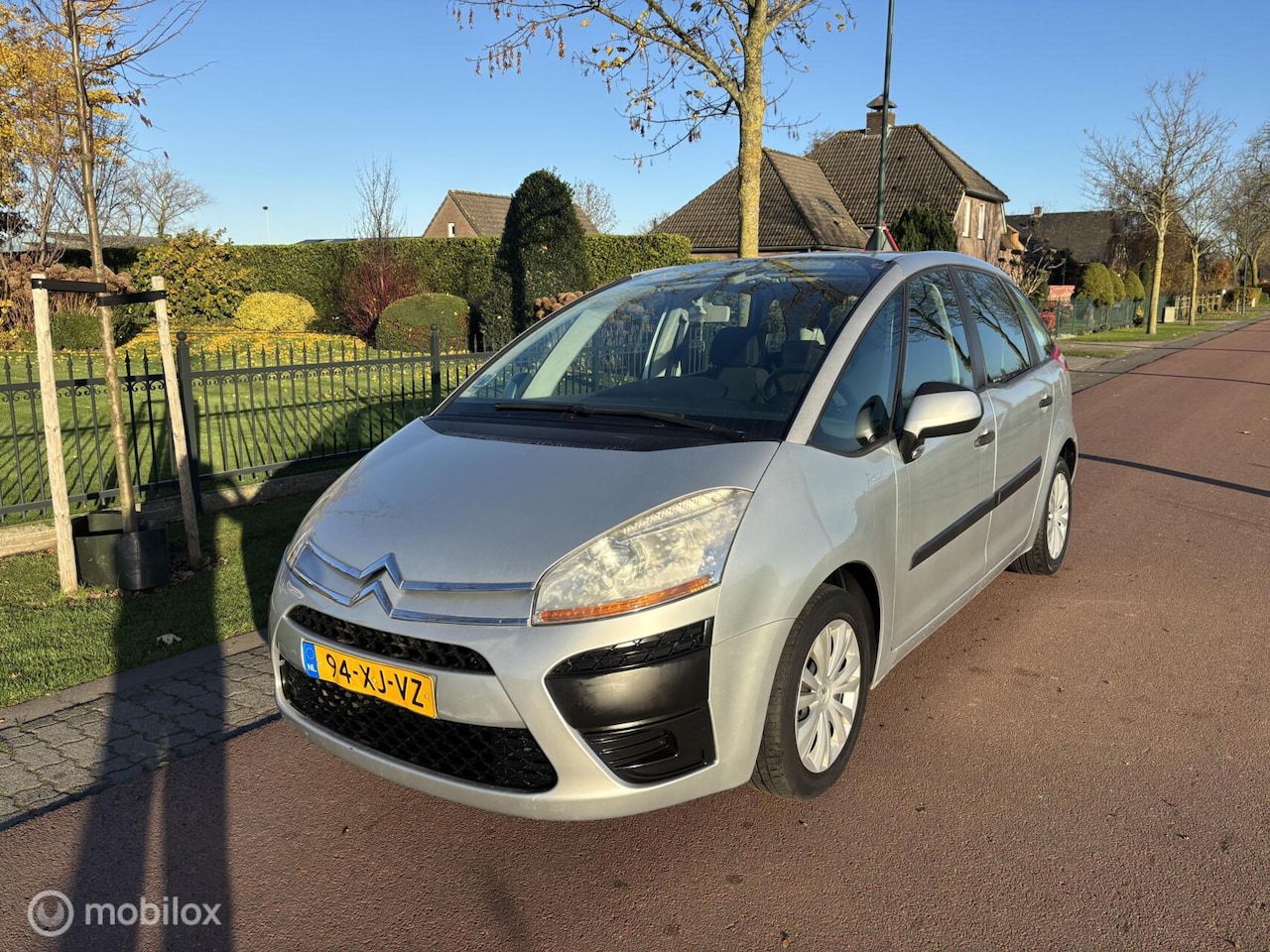 Citroën C4 Picasso - 2.0-16V Automaat Weinig km nap! - AutoWereld.nl