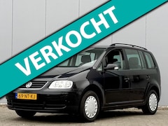 Volkswagen Touran - 2.0-16V FSI Trendline Airco