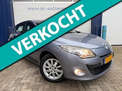 Renault Mégane - 1.6 16V 110 pk Expression AIRCO / NAVI / Bi-XENON / TREKHAAK
