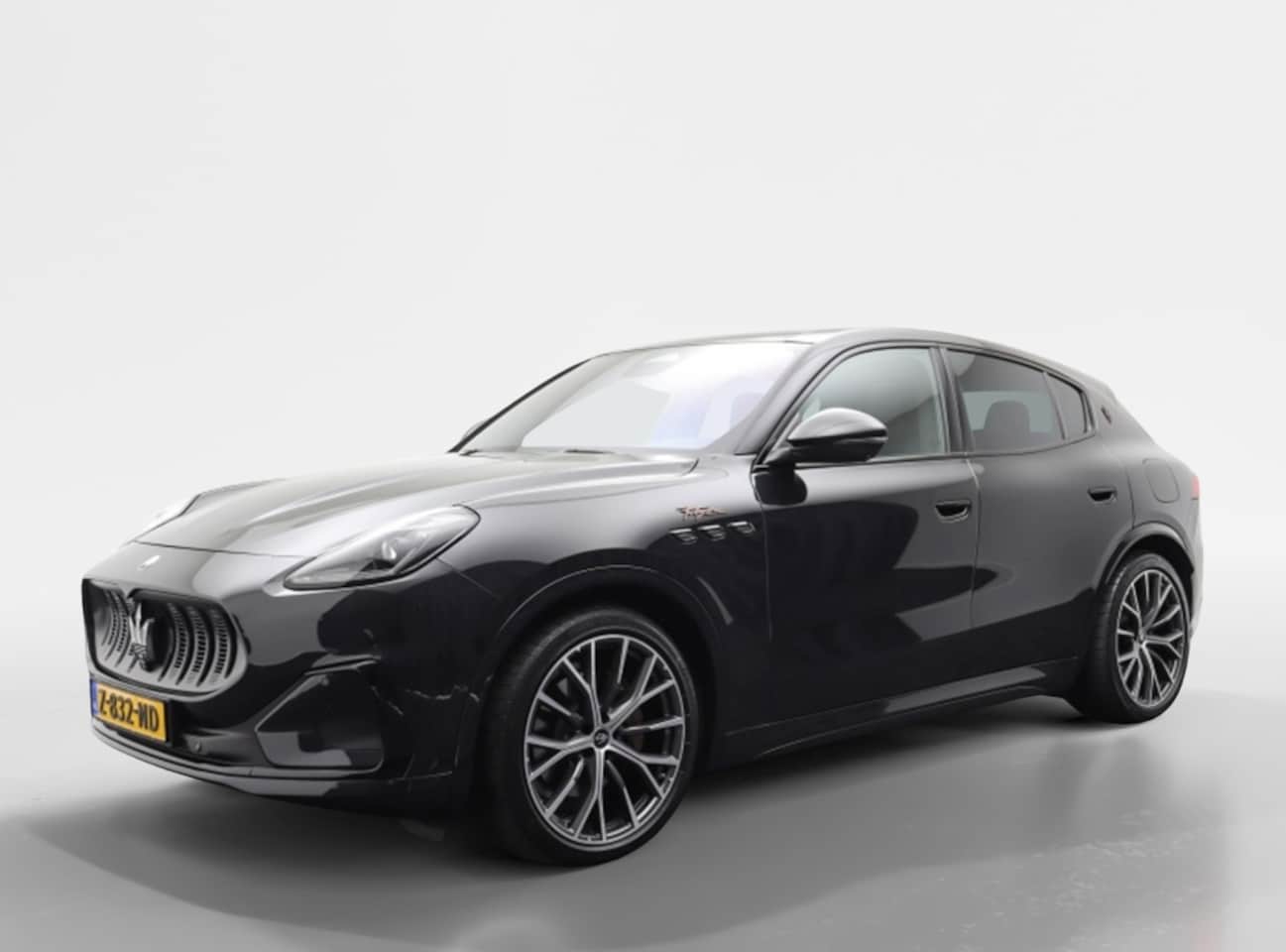 Maserati Grecale - AWD Folgore 105kWh | BOMVOL | Pano | 3jr. garantie & onderhoud - AutoWereld.nl