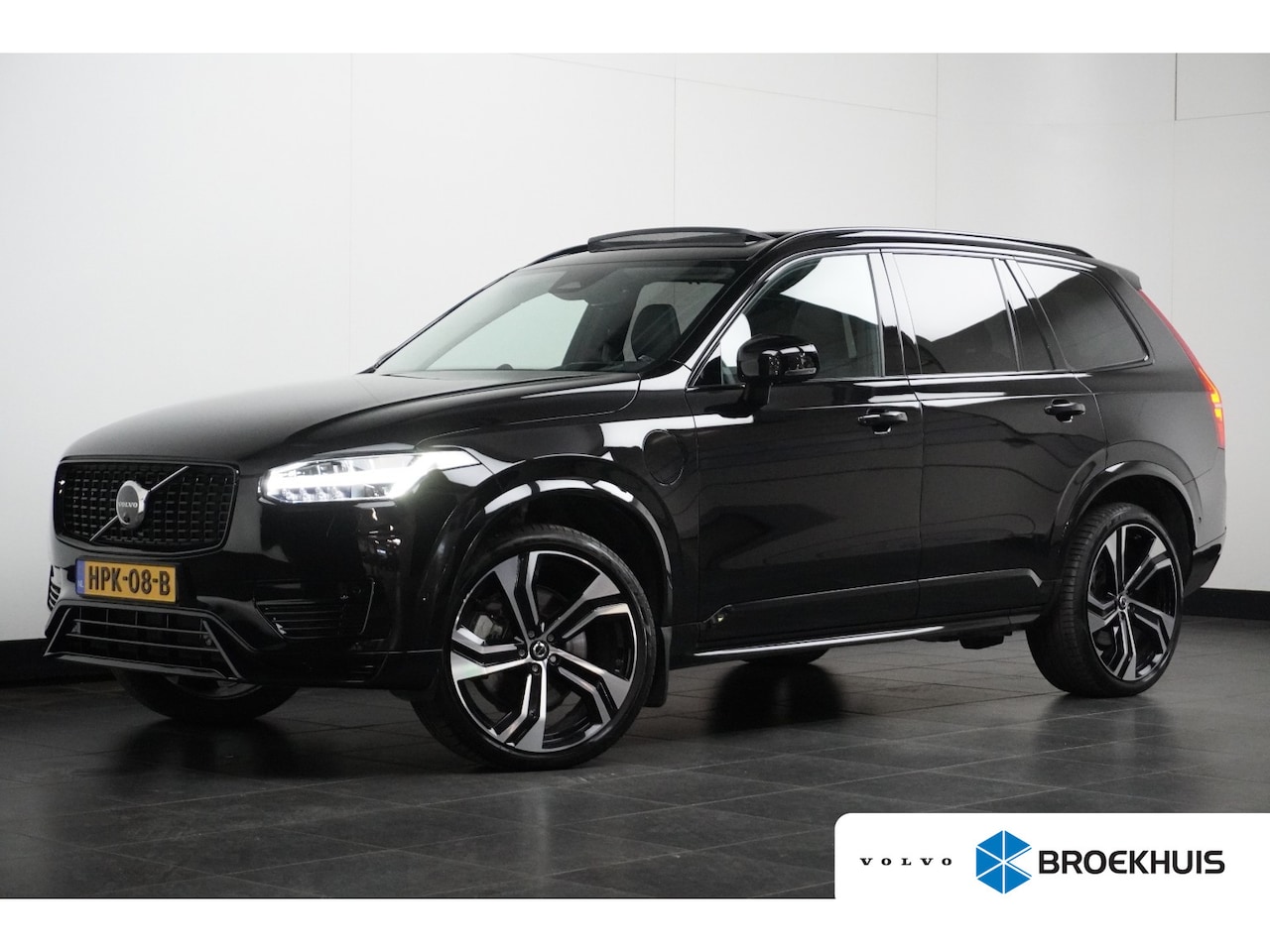 Volvo XC90 - T8 Plug-in hybrid AWD Ultimate Dark Luchtvering | 360 Camera | Apple Carplay/Android Auto - AutoWereld.nl