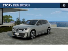 BMW iX3 - 50 xDrive M Sport / Panoramadak / Trekhaak / M Sportstoelen / Parking Assistant Profession