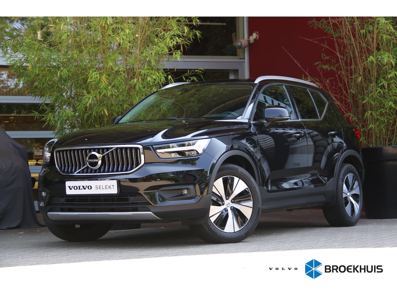 Volvo XC40 - 1.5 T5 Recharge Business Pro | Camera | Keyless | Navigatie | 18" Velgen - AutoWereld.nl