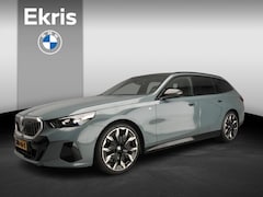 BMW 5-serie Touring - 540d xDrive | M-Sportpakket | LED | HUD | Schuifdak | Active cruise | Elektr. zetels | DAB