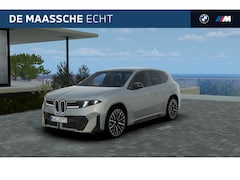 BMW iX3 - 50 xDrive M Sport / Panoramadak / Trekhaak / M Sportstoelen / Parking Assistant Profession