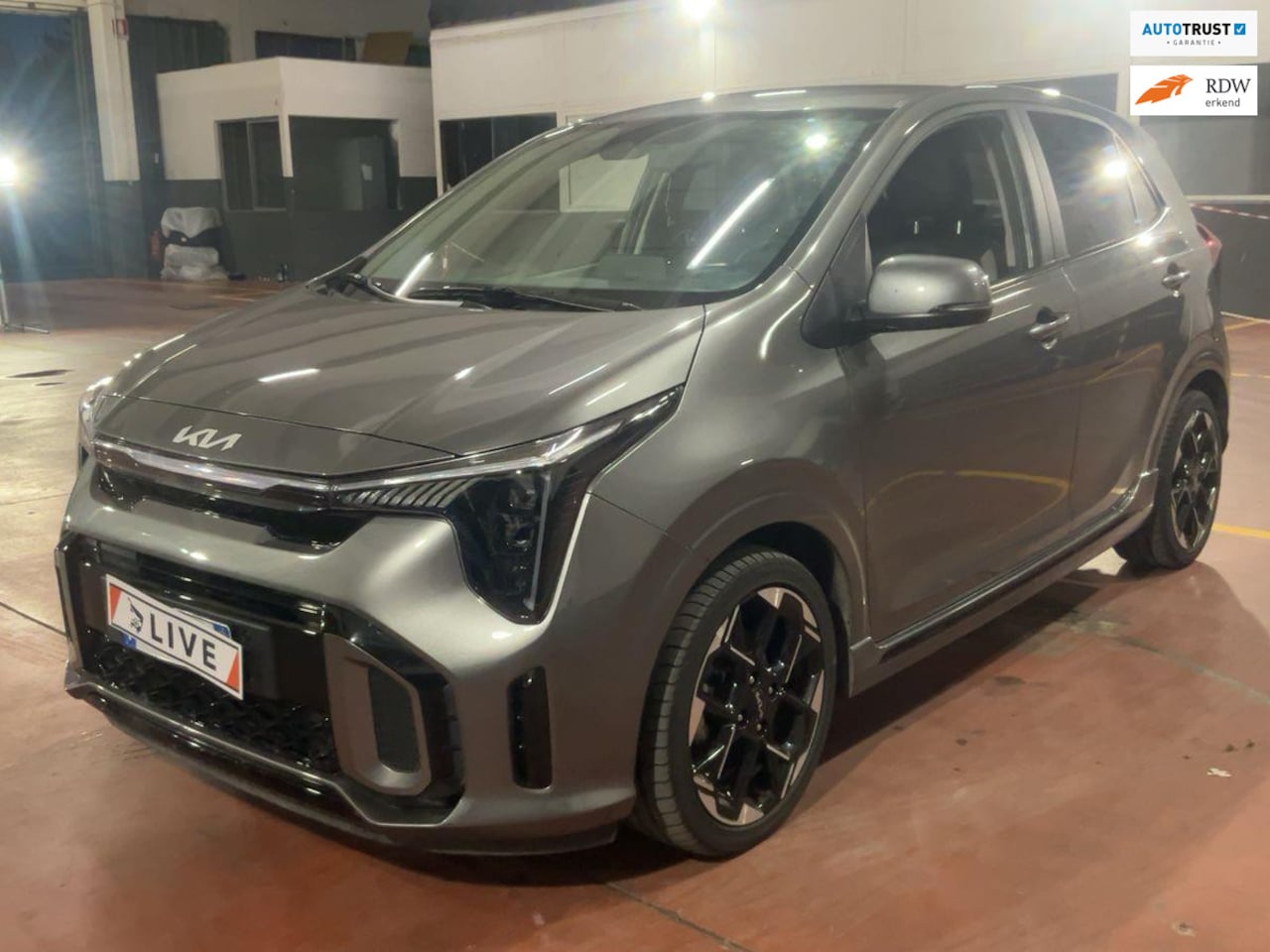 Kia Picanto - 1.0 DPI GT-Line 1.0 DPI GT-Line, CAMERA, NAVI, LED VERLICHTING! - AutoWereld.nl