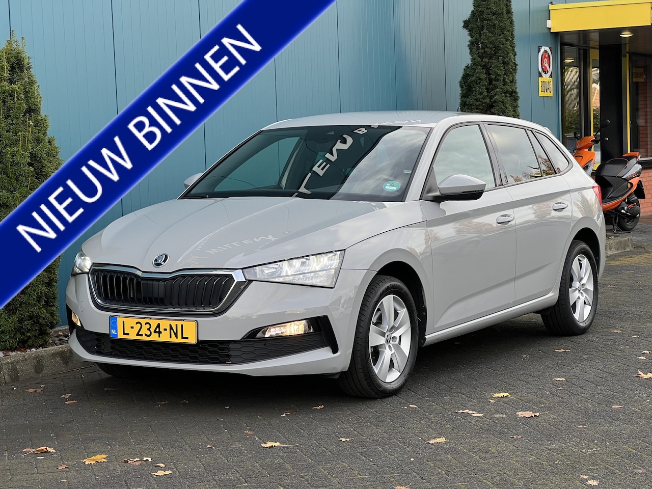 Skoda Scala - 1.0 TSI Sport Business CARPLAY|CRUISE|LED|PDC|ECC|LMV 1'EIG - AutoWereld.nl