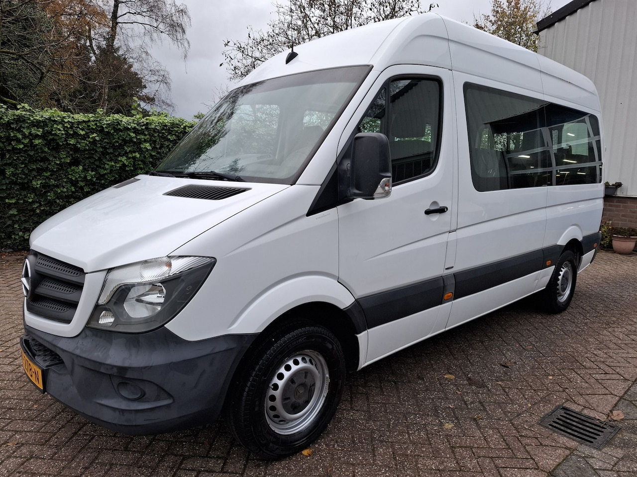 Mercedes-Benz Sprinter - 314 2.2CDI 27225.- INCL BTW 9-PERSOONS ROLSTOELVERVOER 143PK - AutoWereld.nl