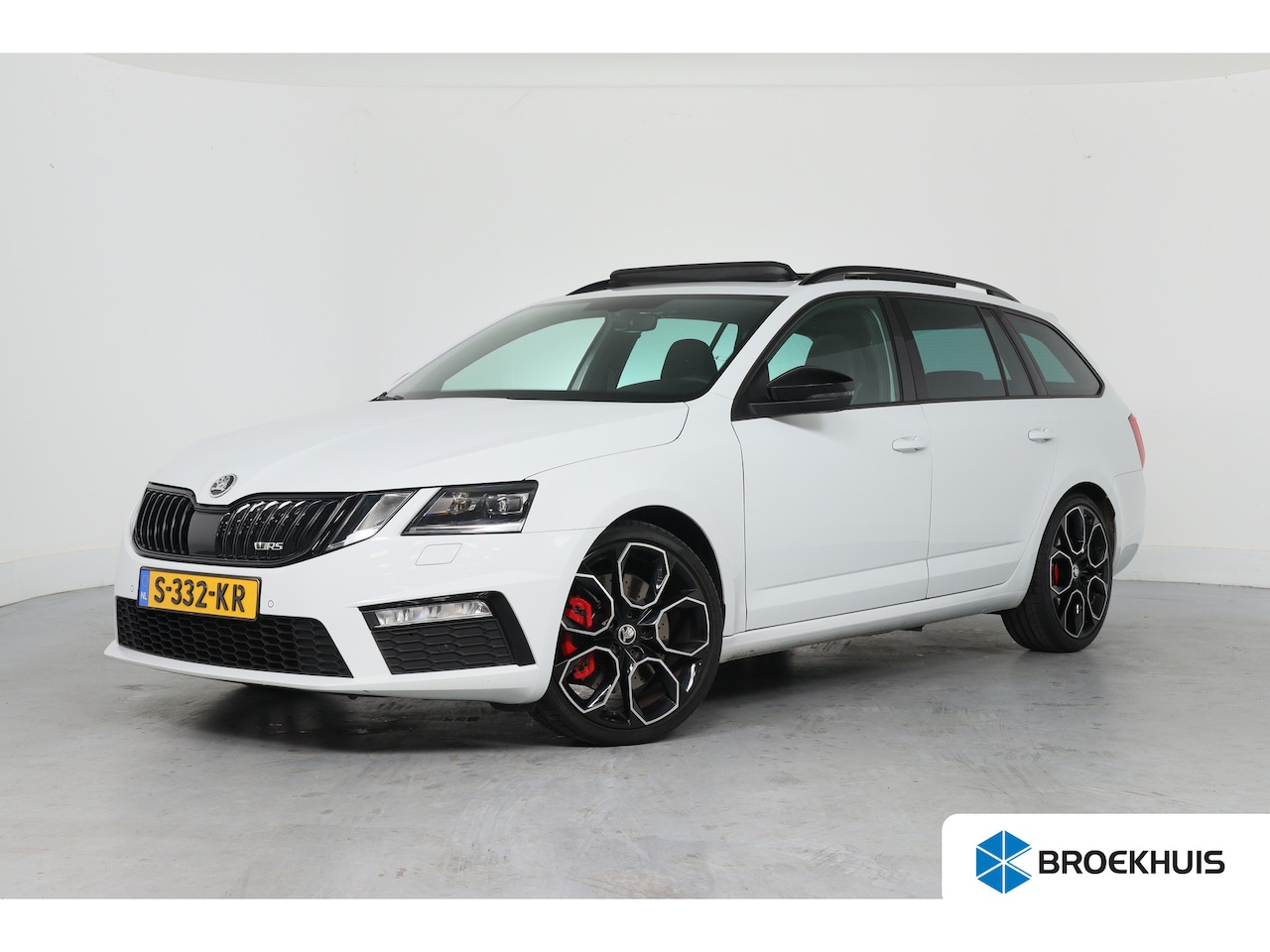 Skoda Octavia Combi - 2.0 TSI RS 245 Business | Open Dak | Sfeer Verlichting | Cruise Adaptive | Camera | Navi | - AutoWereld.nl