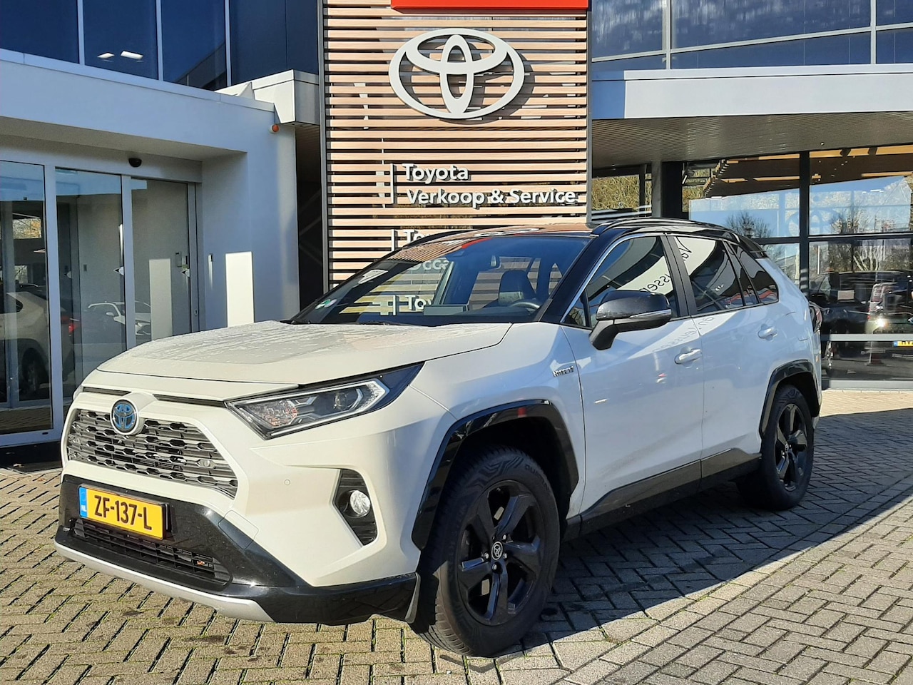 Toyota RAV4 - 2.5 Hybrid AWD Bi-Tone 2.5 Hybrid AWD Bi-Tone - AutoWereld.nl
