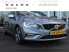 Volvo V60 - T4 Business Sport | Camera | Trekhaak | Verw. Voorstoelen | Bi-Xenon | 18" LMV