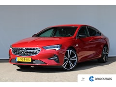 Opel Insignia Grand Sport - 2.0 Turbo Ultimate | Navi | Lederen bekleding | Verwarmde stoelen | Matrix LED