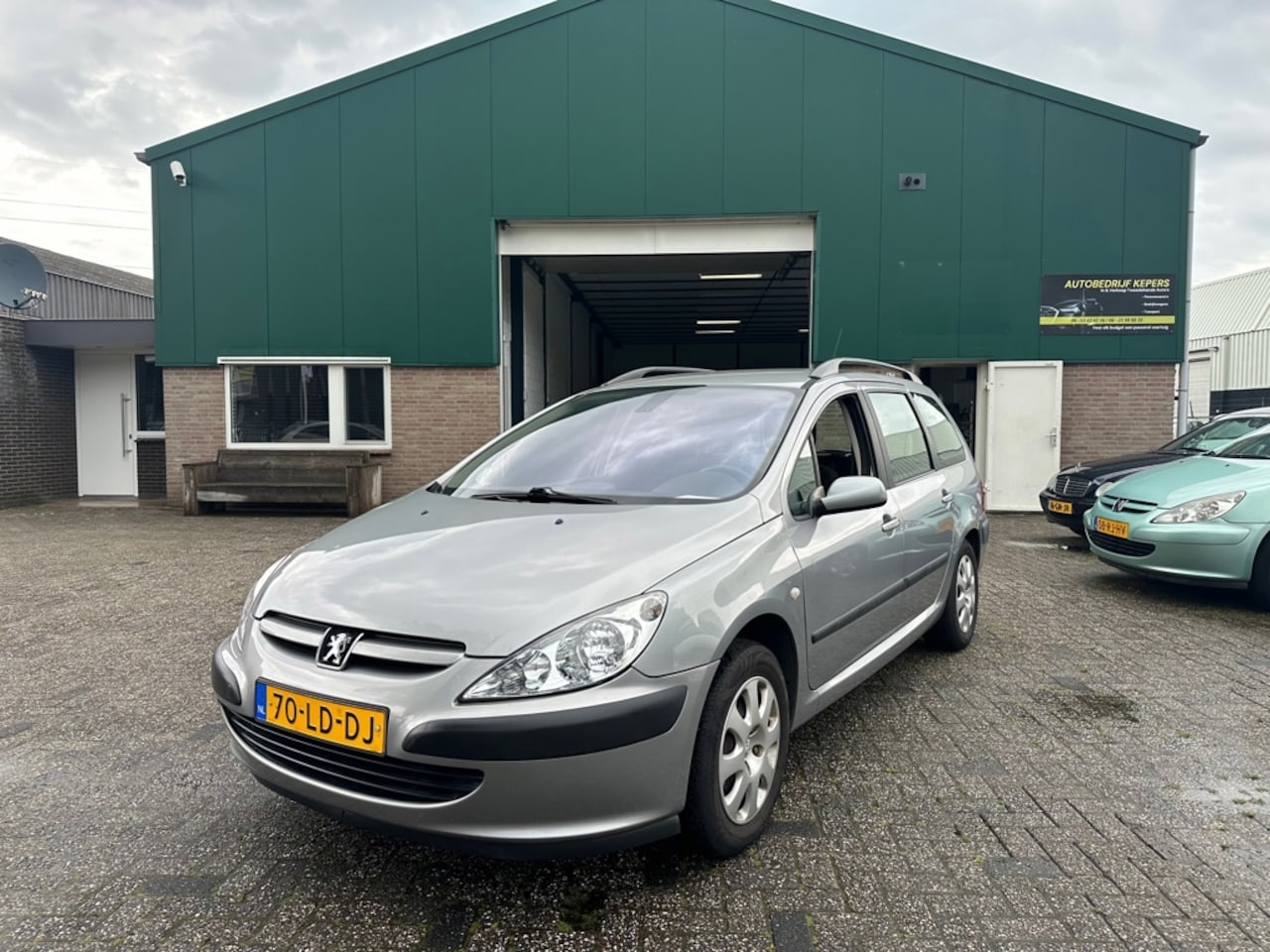 Peugeot 307 Break - 1.6 XS NWE APK Airco Trekhaak - AutoWereld.nl