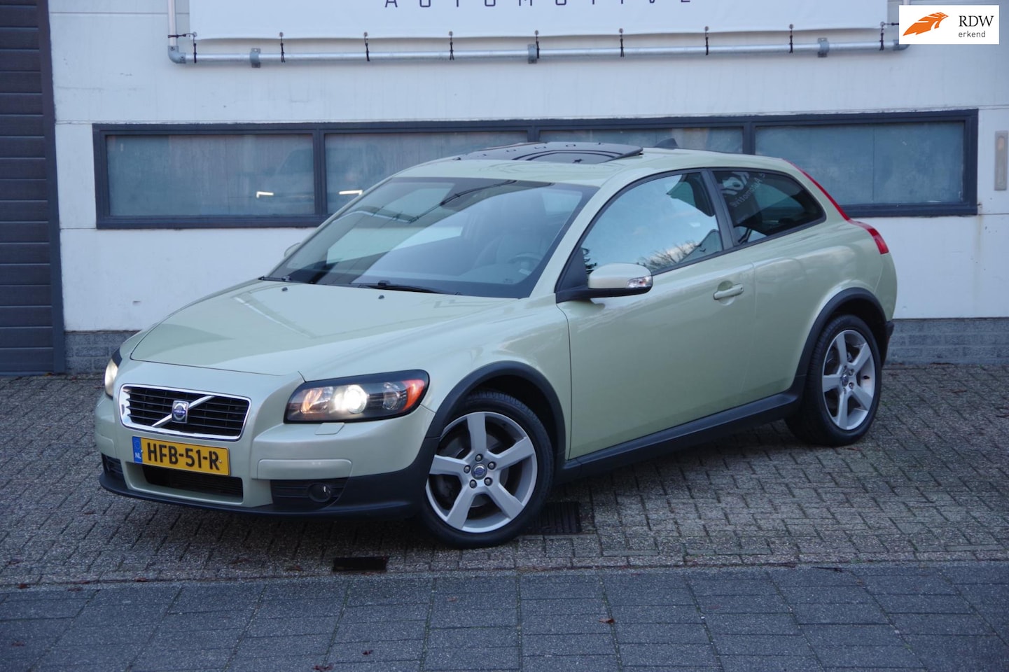 Volvo C30 - 2.4i Kinetic /Youngtimer/170pk/Automaat/ - AutoWereld.nl
