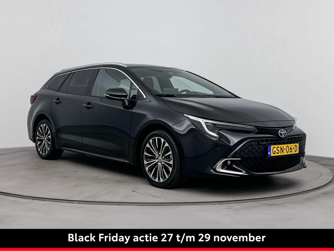 Toyota Corolla Touring Sports - Hybrid 140 Dynamic | Dodehoek detectie | Navigatie | Apple Carplay / Android Auto | Stoelv - AutoWereld.nl