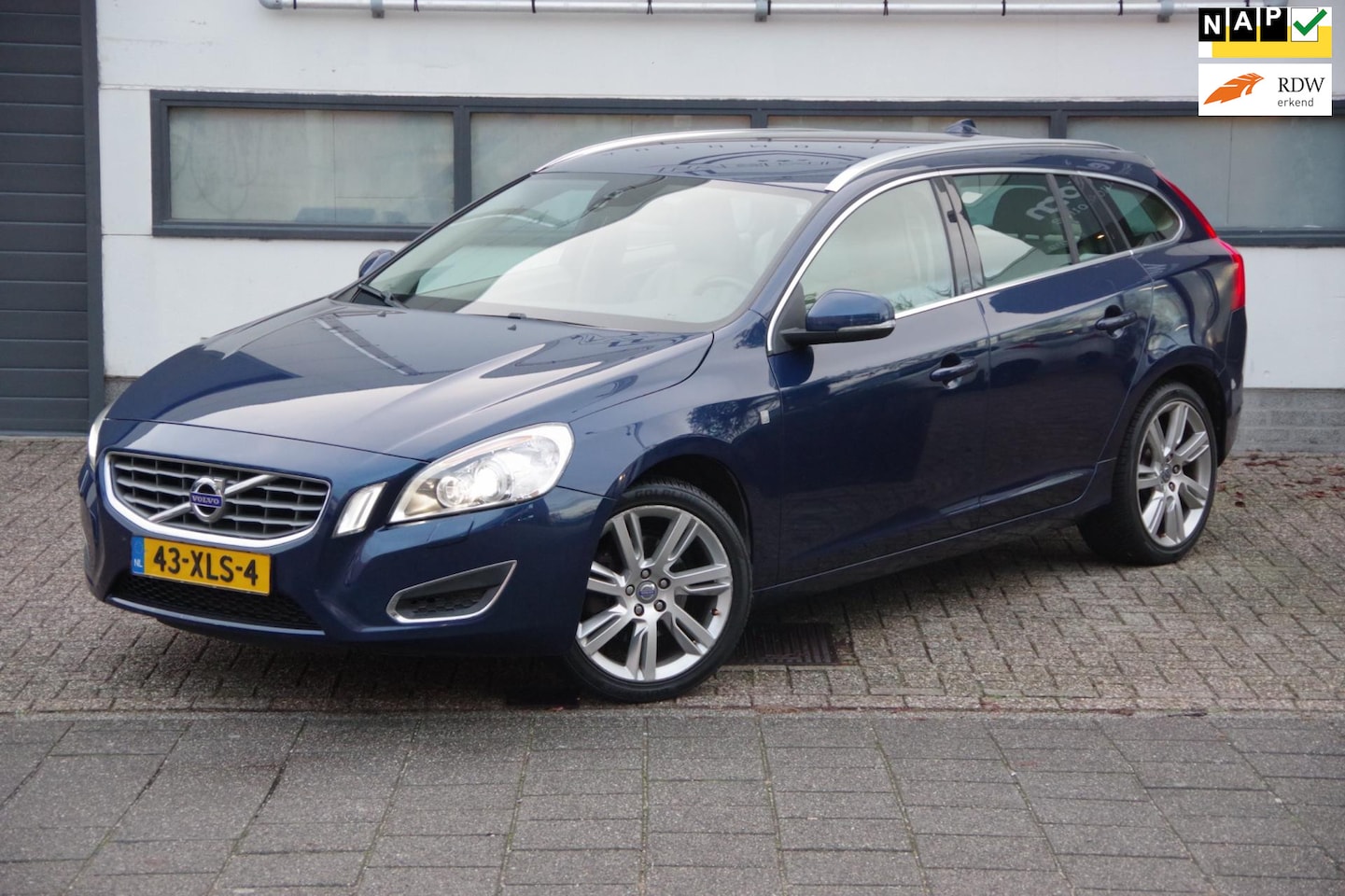 Volvo V60 - 1.6 T3 Ocean Race 1.6 T3 Ocean Race - AutoWereld.nl
