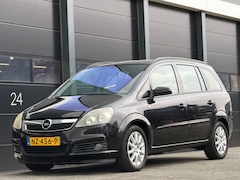 Opel Zafira - 2.2 Essentia Navi Airco 7-PERS
