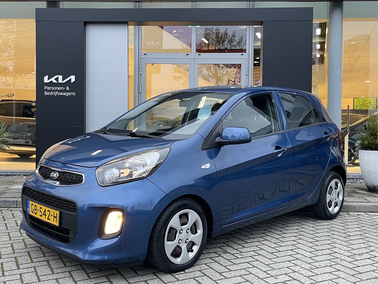Kia Picanto - 1.0 CVVT ComfortLine Info Frank Eijsbouts: 0492-588958 - AutoWereld.nl