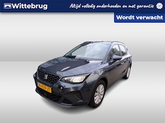 SEAT Arona - 1.0 TSI Style Business Intense / Carplay / Navigatie / Verwarmbare voorstoelen / Parkeerse