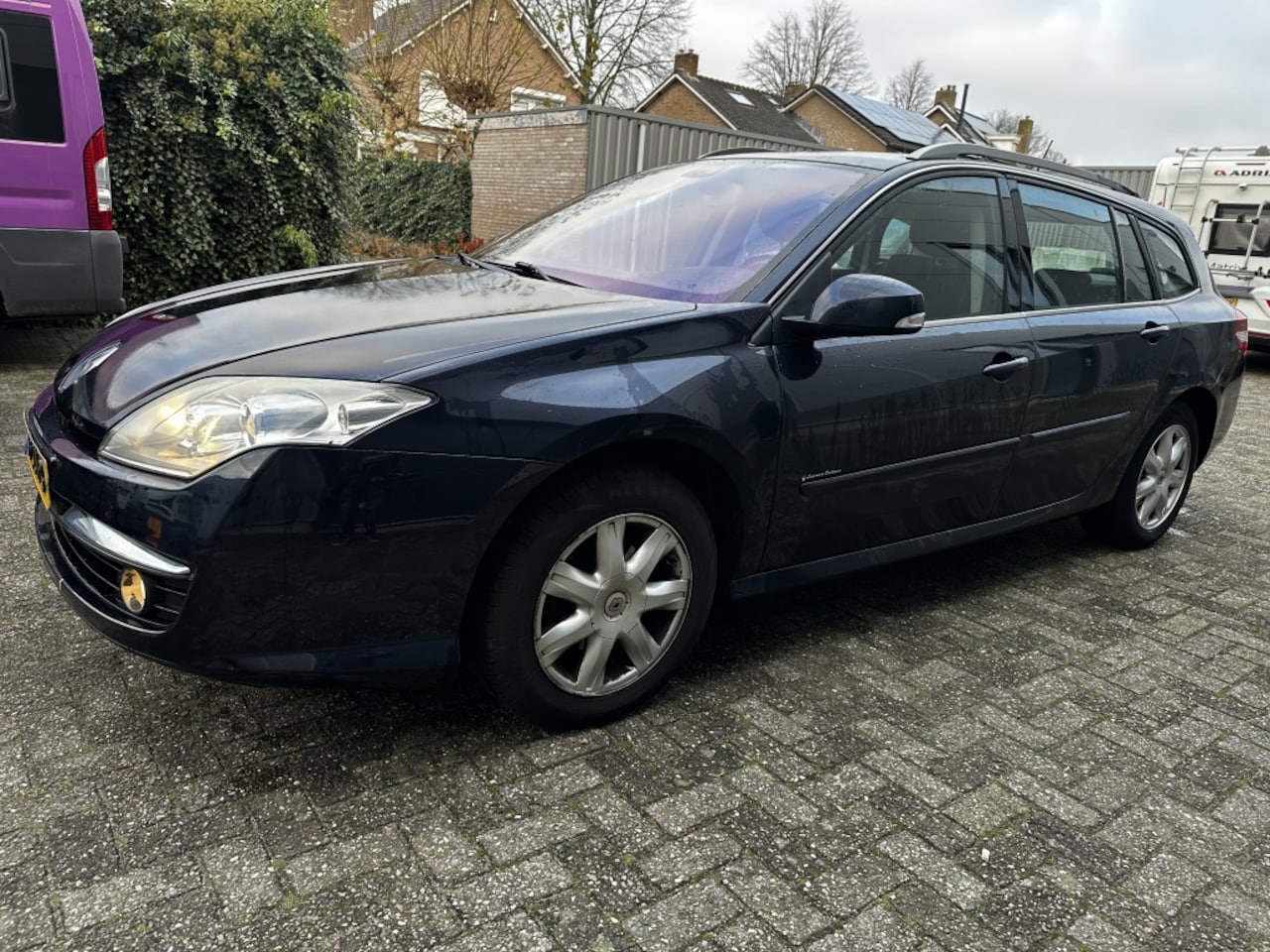 Renault Laguna Estate - 1.5 dCi 2009 APK 7-26 Clima, Navi, Estate - AutoWereld.nl