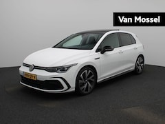 Volkswagen Golf - 1.5 eTSI R-Line Business 150 PK | Automaat | Panoramisch Schuif - Kanteldak | Navigatie |