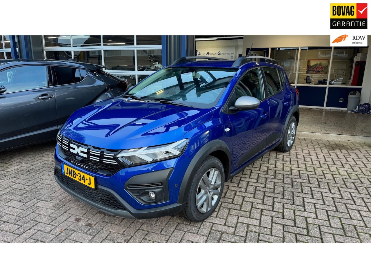 Dacia Sandero Stepway - 1.0 TCe 90 Comfort Automaat - AutoWereld.nl