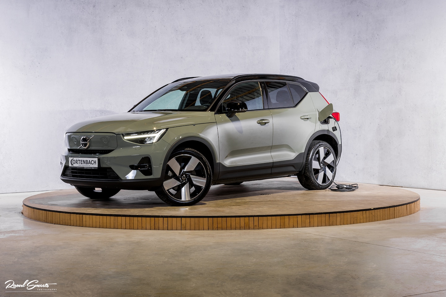 Volvo XC40 - Recharge Ultimate 70 kWh | Adaptieve cruise | Panorama dak | Matrix led | Harman Kardon | - AutoWereld.nl