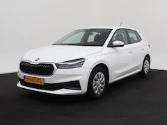 Skoda Fabia - 1.0 TSI Ambition | AIRCO | CRUISE | PDC | ALL SEASON BANDEN